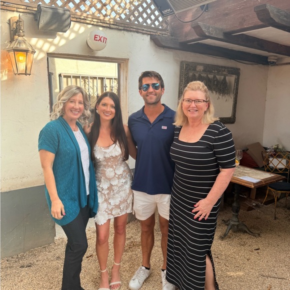 Floral bridal mini Elliatt Arabella dress - Picture 3 of 5